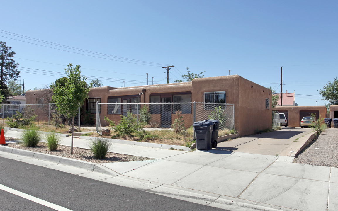 1516-1518 Coal Ave SE in Albuquerque, NM - Foto de edificio