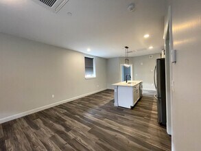 25 Lowell St in Manchester, NH - Building Photo - Building Photo