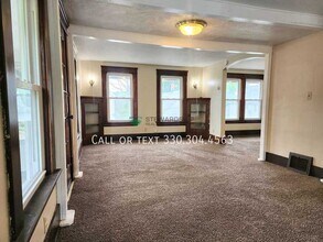 897 Avon St in Akron, OH - Building Photo - Building Photo