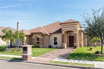 3312 Joycee Dr in Mission, TX - Foto de edificio - Building Photo