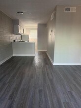 311 E 31st St in Austin, TX - Building Photo - Building Photo