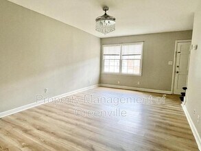 1438 Dover Rd in Spartanburg, SC - Building Photo - Building Photo