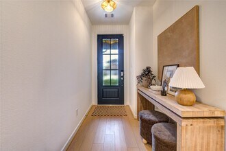 9727 Arrigoni Creek Dr in Cypress, TX - Foto de edificio - Building Photo