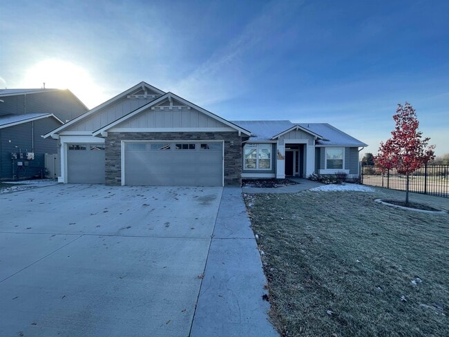 property at 4225 W Spring House Dr