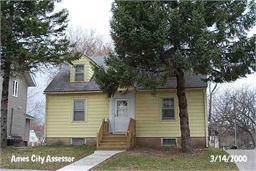 147 Campus Ave in Ames, IA - Building Photo