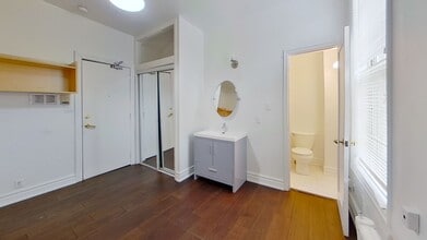 273 St George St in Toronto, ON - Building Photo - Building Photo