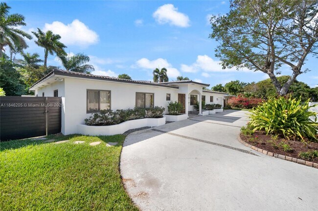 2600 Yacht Club Blvd in Fort Lauderdale, FL - Building Photo - Building Photo