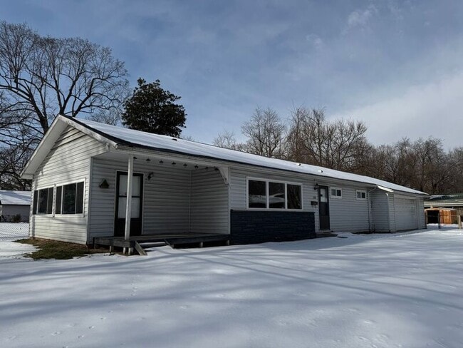 property at 555 S Airwood Ave