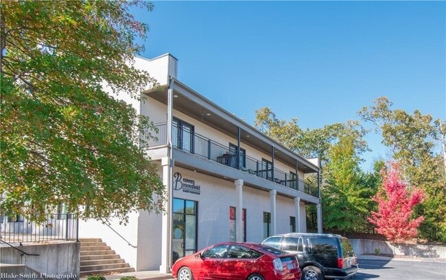 property at 2131 N Crossover Rd