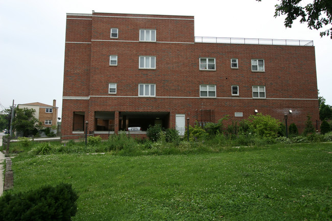 Riverwest Apartments in River Grove, IL - Building Photo - Building Photo