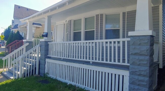 property at 2172 W Forest Home Ave