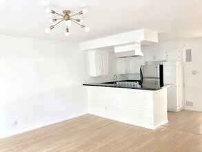 827 7th St in Santa Monica, CA - Building Photo - Building Photo