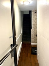 113 E 39th St in New York, NY - Building Photo - Interior Photo