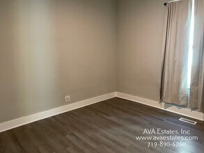 104 N Glendale Ave in Pueblo, CO - Foto de edificio - Building Photo