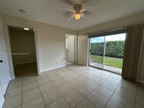 1401 Cypress Way W in West Palm Beach, FL - Building Photo - Building Photo