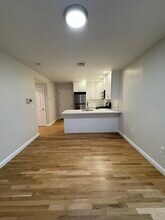 393 W Broadway in Boston, MA - Building Photo - Building Photo