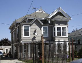 1062 60th St in Oakland, CA - Building Photo - Building Photo