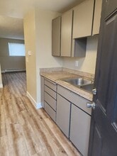 2808 E Everett Ave in Spokane, WA - Foto de edificio - Building Photo