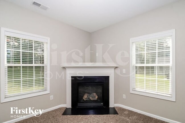 2152 Lauren Woods Dr in Winston-Salem, NC - Building Photo - Building Photo