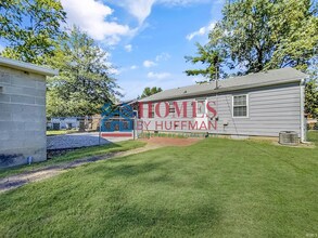 2913 Jackson Ave in Evansville, IN - Building Photo - Building Photo