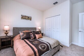 9047 Dogleg Dr in Davenport, FL - Building Photo - Building Photo