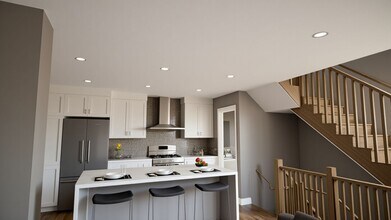 359 Voyageur Pl in Embrun, ON - Building Photo - Building Photo