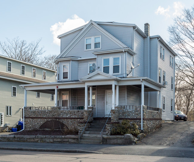 42 Winthrop St in Taunton, MA - Building Photo - Primary Photo