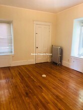 13 Sparhawk St, Unit 2 in Boston, MA - Building Photo - Building Photo
