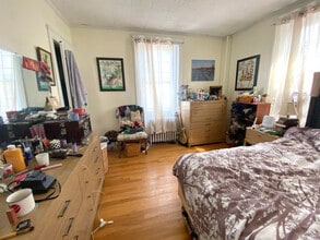 2031 Commonwealth Ave, Unit 12 in Boston, MA - Building Photo - Building Photo