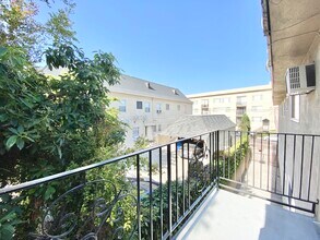 1541 N Formosa Ave in Los Angeles, CA - Building Photo - Building Photo