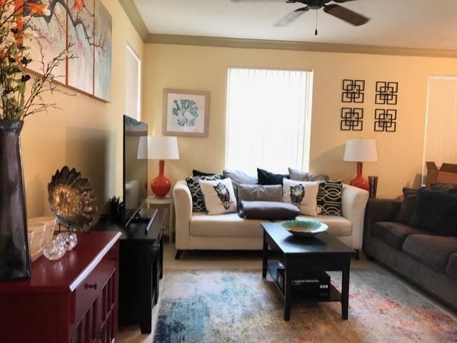 6584 W Sample Rd, Unit 6584 in Coral Springs, FL - Foto de edificio - Building Photo