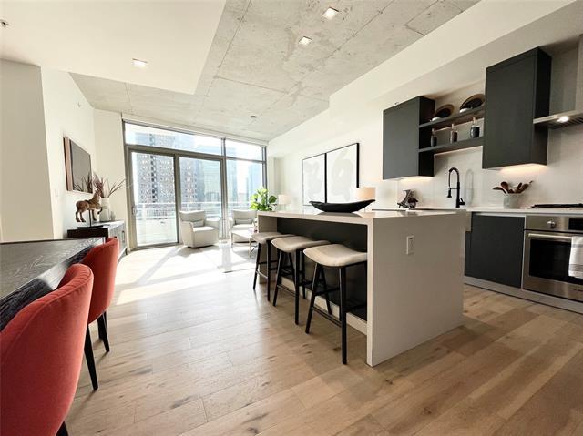 property at 1801 N Pearl St