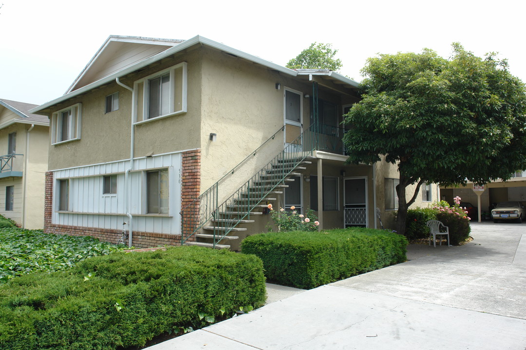 530 Troy Dr in San Jose, CA - Building Photo