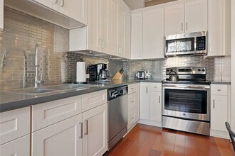 822 Perdido St in New Orleans, LA - Building Photo - Building Photo