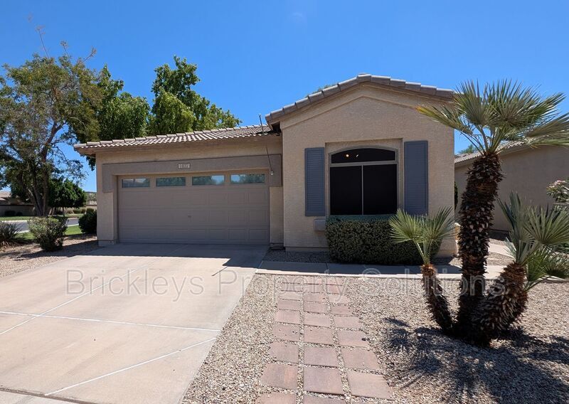 1037 S Amandes in Mesa, AZ - Building Photo