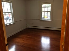 7 Carlisle St in Ellsworth, ME - Building Photo - Building Photo