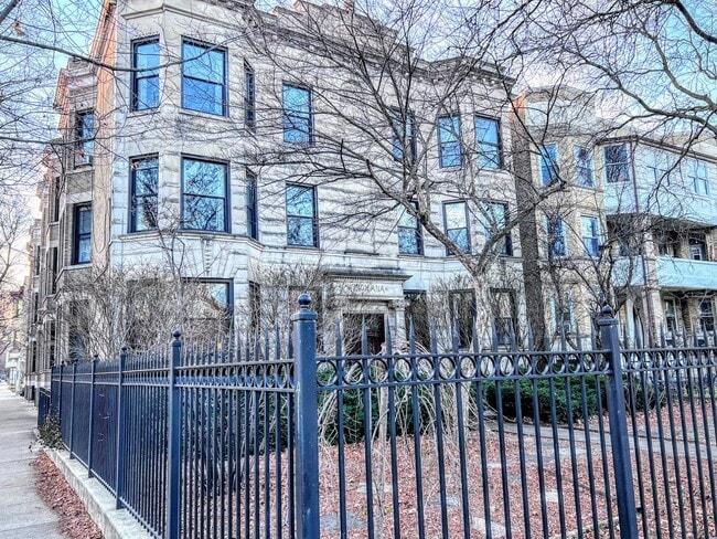 property at 3216 W Altgeld St
