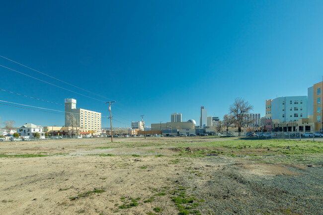 661 Lake Street Apartments in Reno, NV - Building Photo - Building Photo