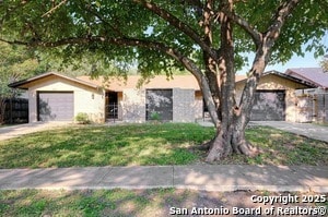 2107 Darwin Dr in San Antonio, TX - Building Photo - Building Photo