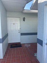 2640 Gately Dr W in West Palm Beach, FL - Building Photo - Building Photo