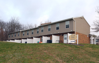 Terrill Commons Apartments in Ravenna, OH - Building Photo - Building Photo