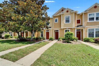 8818 Red Beechwood Ct in Riverview, FL - Building Photo - Building Photo