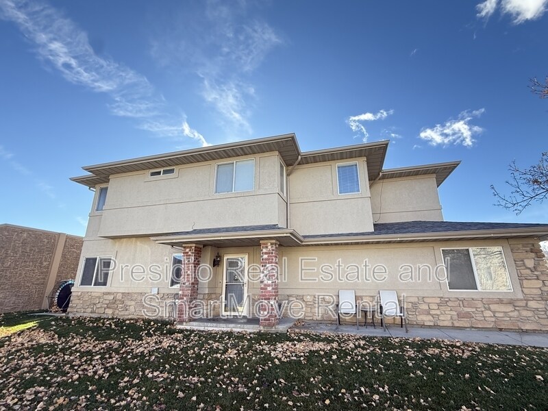12733 Stormy Meadow Dr in Riverton, UT - Building Photo