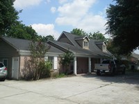 2142 Campbell Rd in Houston, TX - Foto de edificio - Building Photo