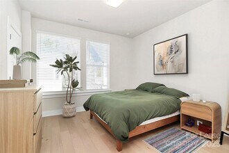 338 E Cama St in Charlotte, NC - Building Photo - Building Photo