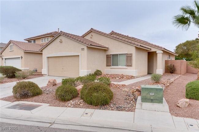 6412 N Starling Mesa St