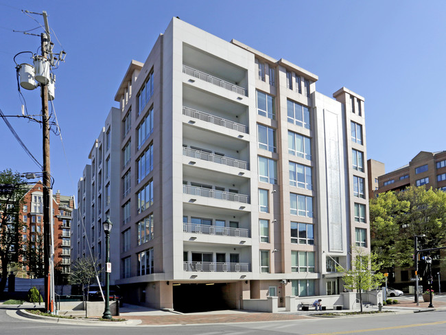 The Lauren Residences in Bethesda, MD - Building Photo - Building Photo