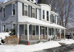 Arborlea Apartments in Brentwood, NY - Building Photo - Building Photo