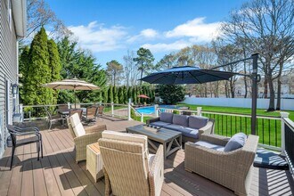 9 Deborah Dr in Westhampton Beach, NY - Building Photo - Building Photo