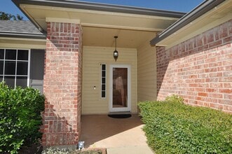 1212 Hanover Dr in Euless, TX - Building Photo - Building Photo